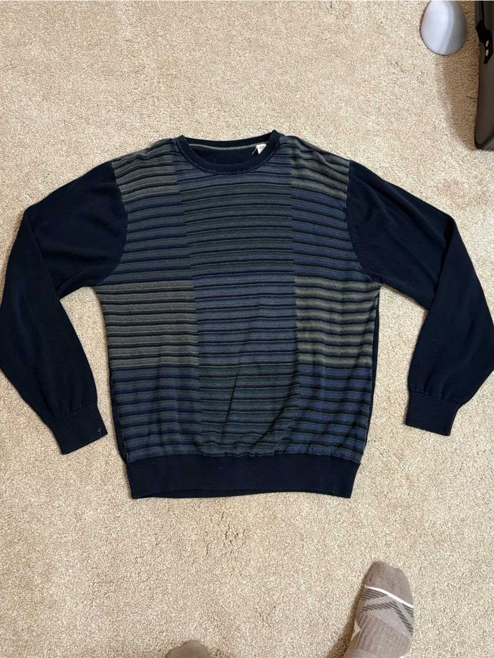 Vintage navy blue 100% cotton long sleeve crewneck sweater